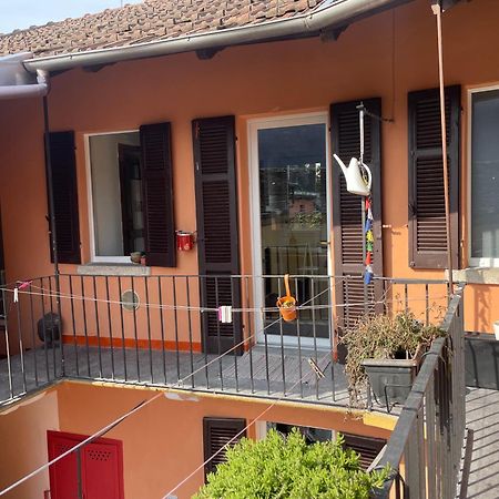 A D Rooms - Il Campanile Casale Corte Cerro Kültér fotó