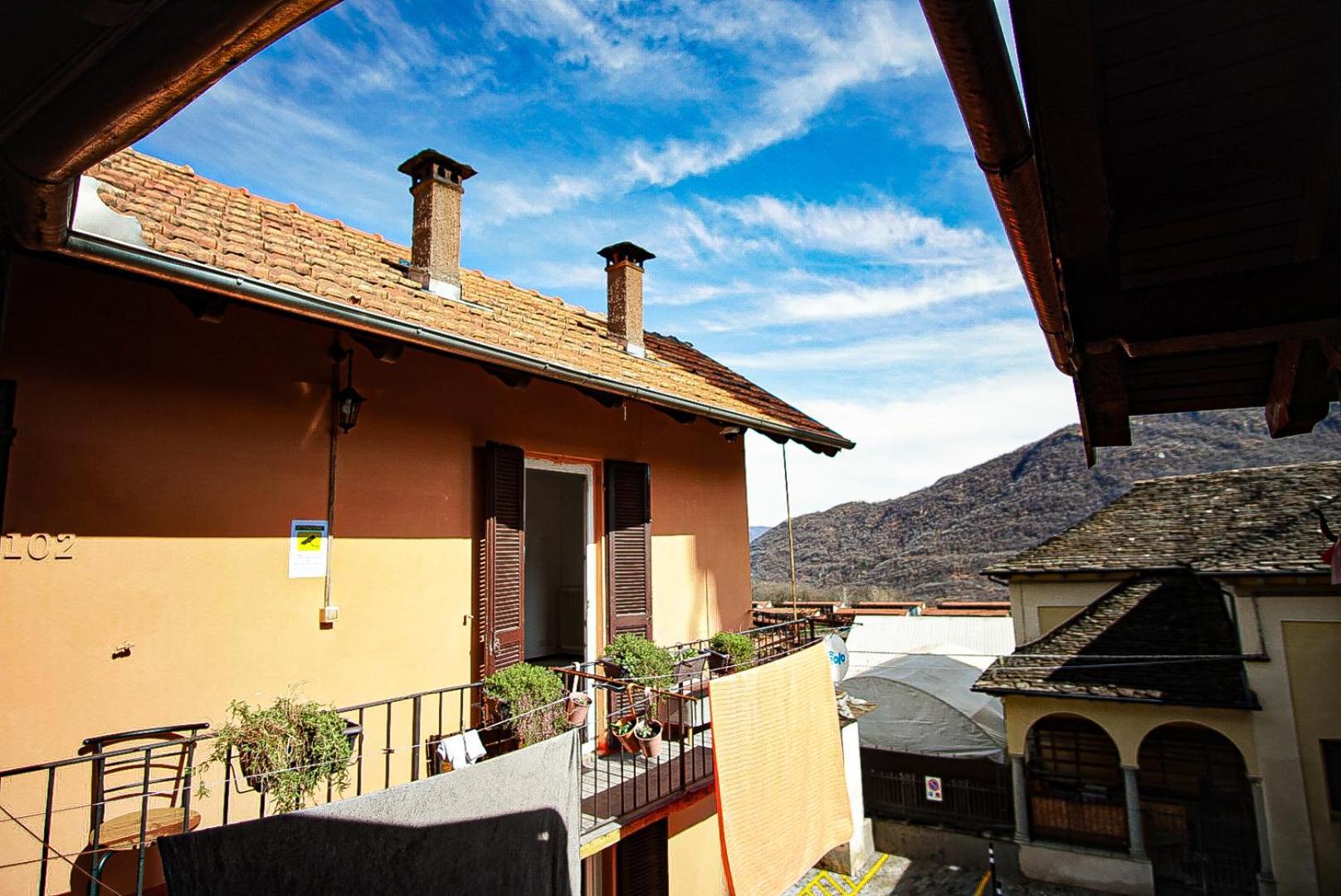 A D Rooms - Il Campanile Casale Corte Cerro Kültér fotó